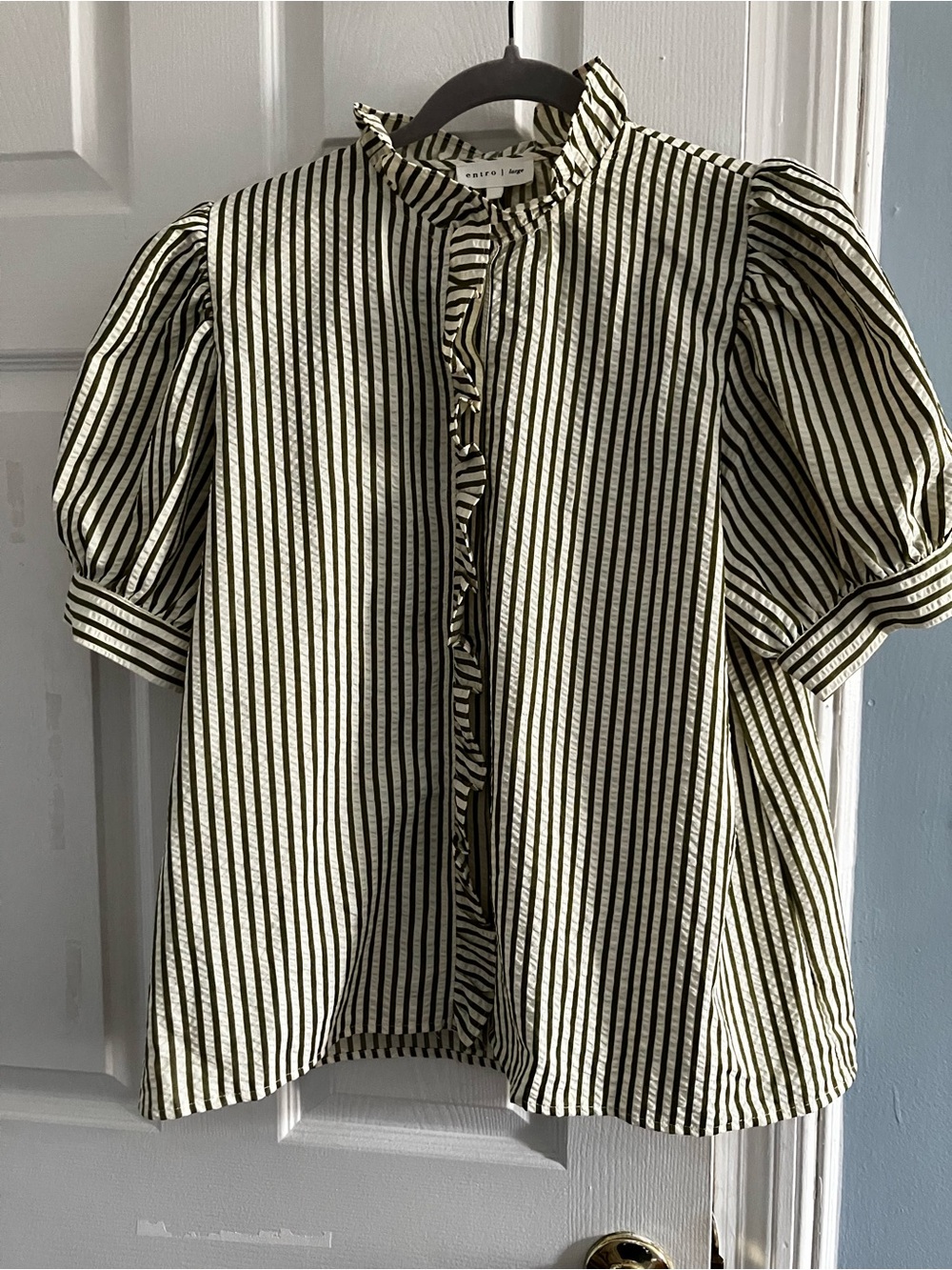 entro Black and White Striped Ruffle Collar Button-Down Blouse